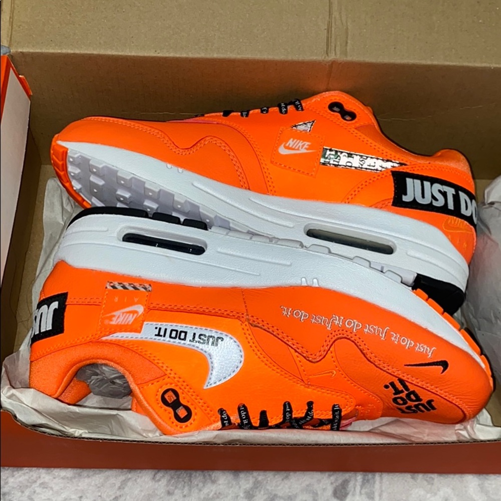 Nike Air Max 1 LX Just Do It - Orange’